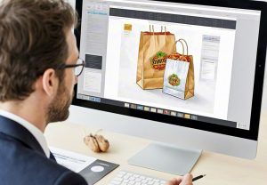 Branding Your Pet Food Sustainably: Custom Small-Batch Eco-Friendly Bags for Europe and US Markets in 2025